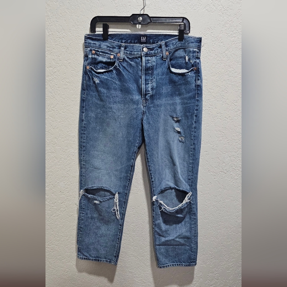 Gap Boyfriend Distressed Denim Jean Size 8 / 29